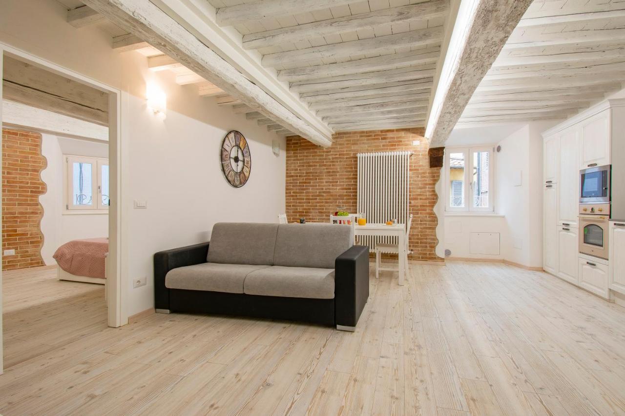 Casa Alice - Elegant In The Centre Of The City Сиена Екстериор снимка