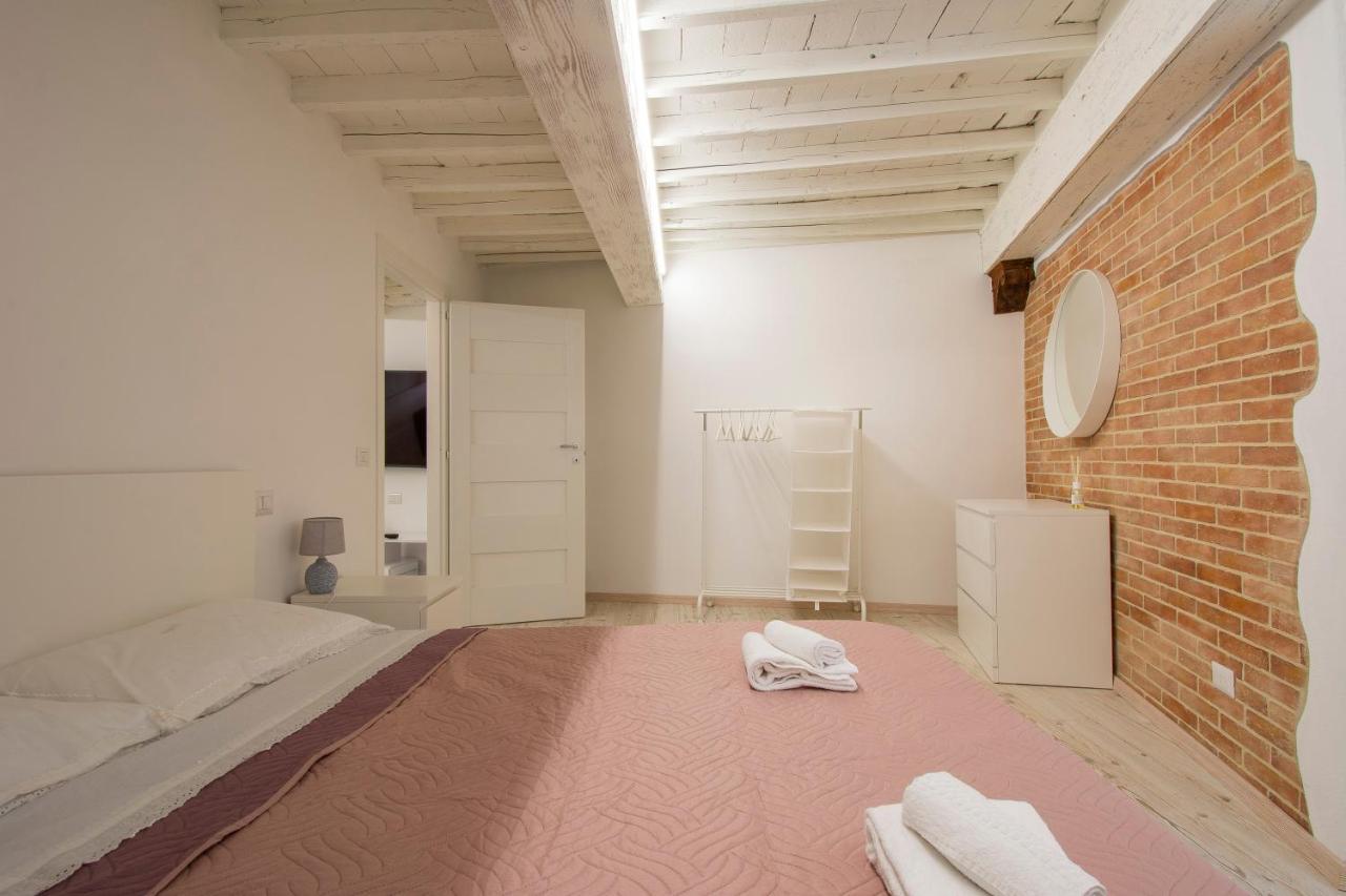 Casa Alice - Elegant In The Centre Of The City Сиена Екстериор снимка
