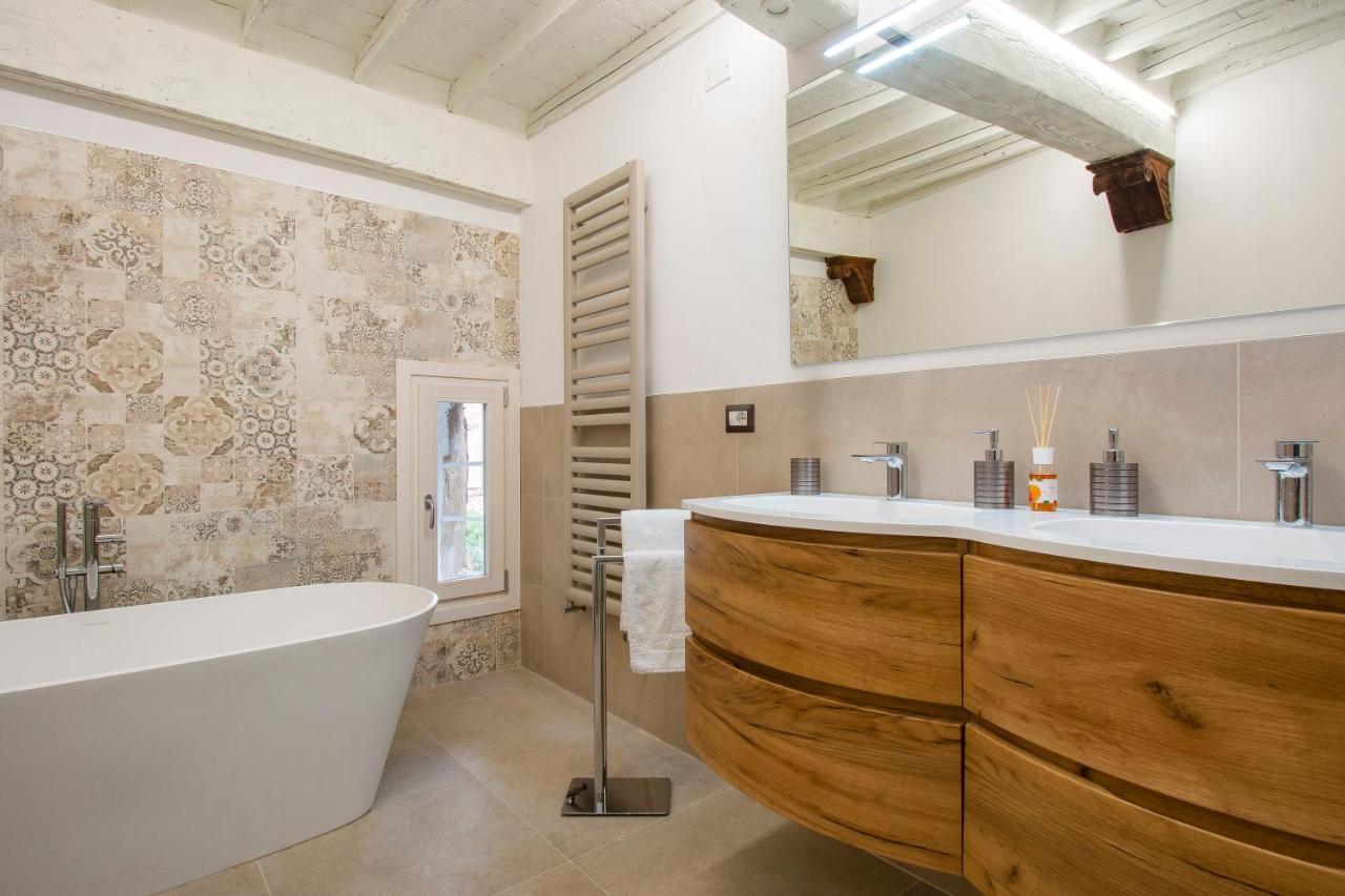 Casa Alice - Elegant In The Centre Of The City Сиена Екстериор снимка